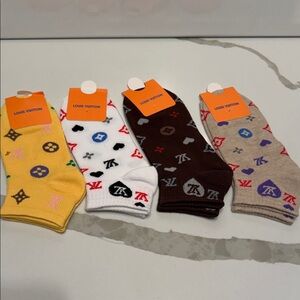 ✅ PRICE IS FIRM ✅ Fashion Colorful Patterned Socks